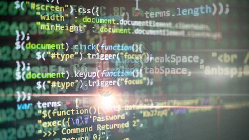 SaaS CRM系统开发技术：揭秘其核心架构与选型要点